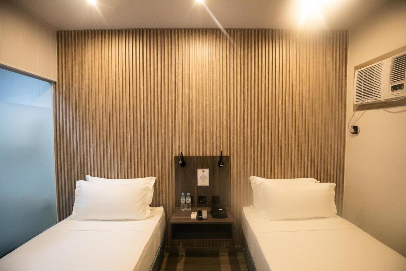 City Pod Hotel Cebu Exterior photo
